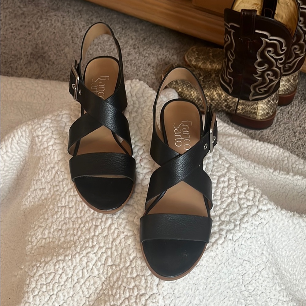 Franco Sarto Black Leather Sandals with Cross-Strap Design